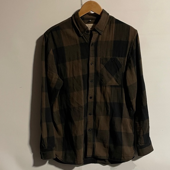 Boston Traders Other - Boston traders Men's Black and Brown Plaid flannel button down Shirt